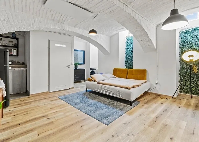 6 Minutes To S-bahn I Souterrain Loft I Wifi Διαμέρισμα