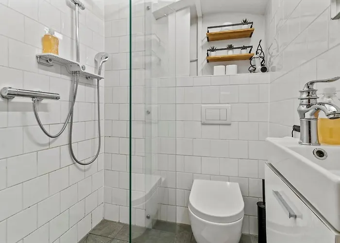 Διαμέρισμα 6 Minutes To S-bahn I Souterrain Loft I Wifi