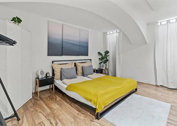 6 Minutes To S-bahn I Souterrain Loft I Wifi Διαμέρισμα *