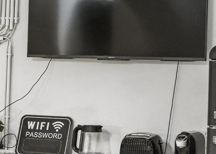 Διαμέρισμα 6 Minutes To S-bahn I Souterrain Loft I Wifi